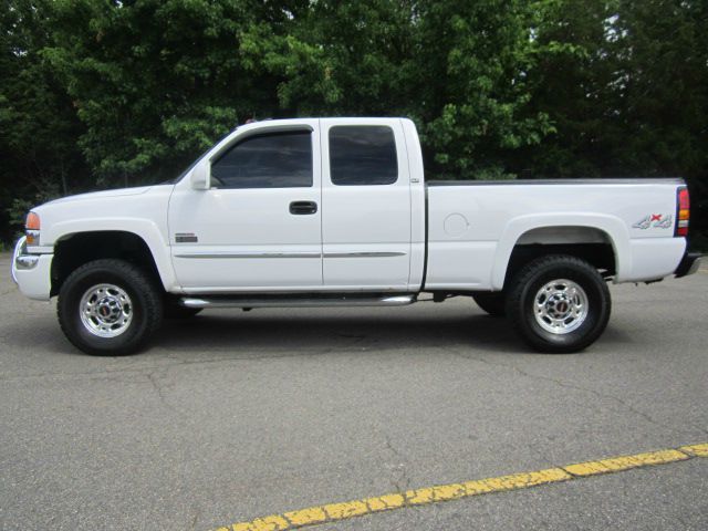 GMC Sierra 2500 2005 photo 1