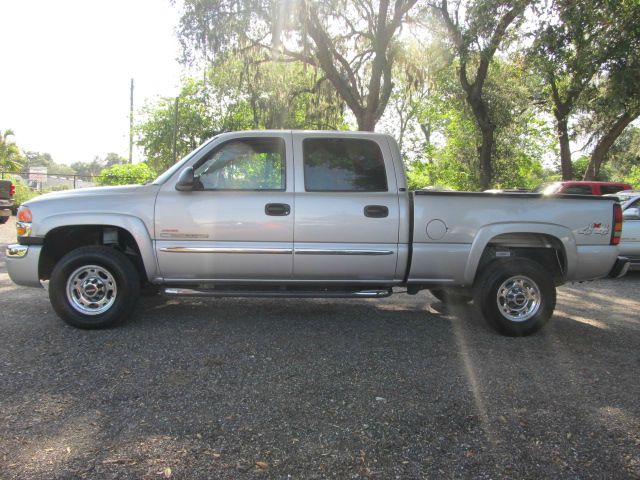 GMC Sierra 2500 2005 photo 2