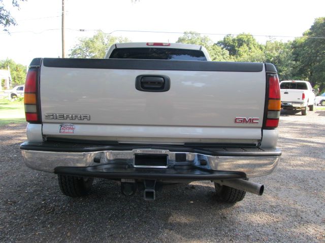 GMC Sierra 2500 2005 photo 3