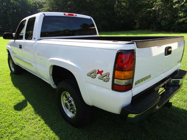 GMC Sierra 2500 2005 photo 3