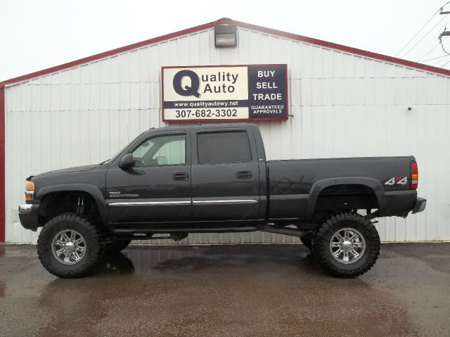 GMC Sierra 2500 2005 photo 2