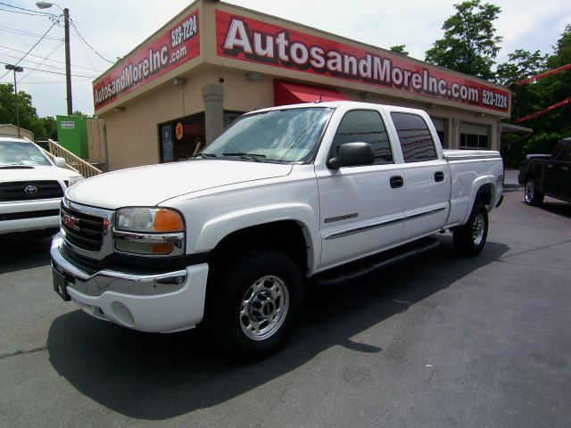 GMC Sierra 2500 2005 photo 2