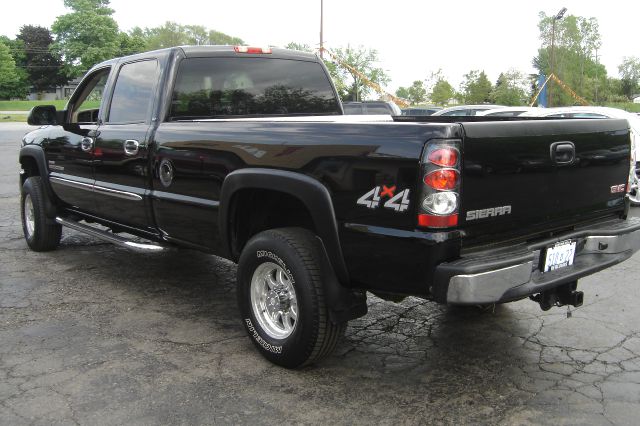 GMC Sierra 2500 2005 photo 1