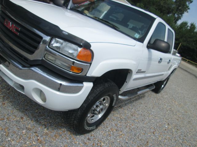 GMC Sierra 2500 2005 photo 1