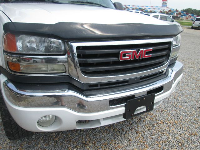 GMC Sierra 2500 2005 photo 4