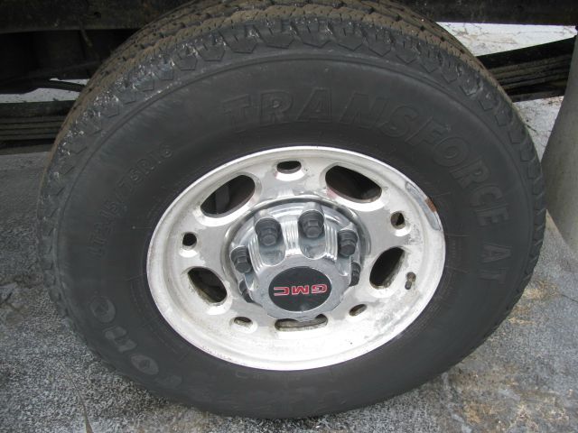 GMC Sierra 2500 2005 photo 2