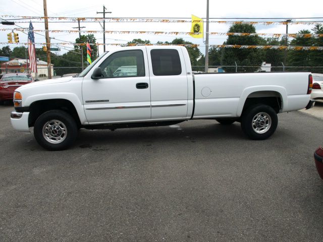 GMC Sierra 2500 2005 photo 3