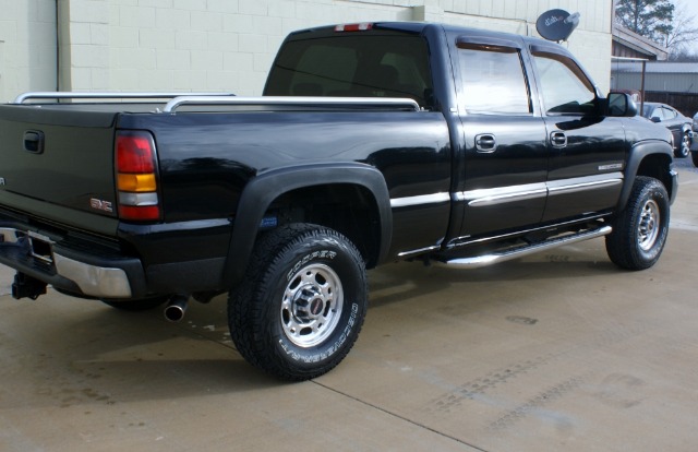 GMC Sierra 2500 2005 photo 2