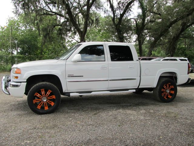 GMC Sierra 2500 2005 photo 1