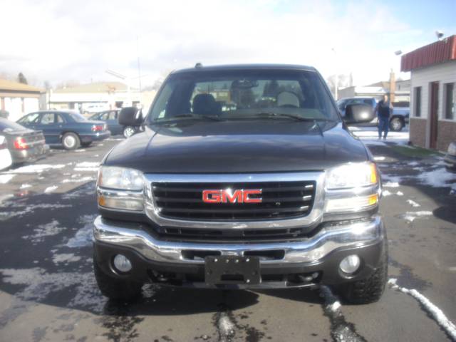 GMC Sierra 2500 2005 photo 2