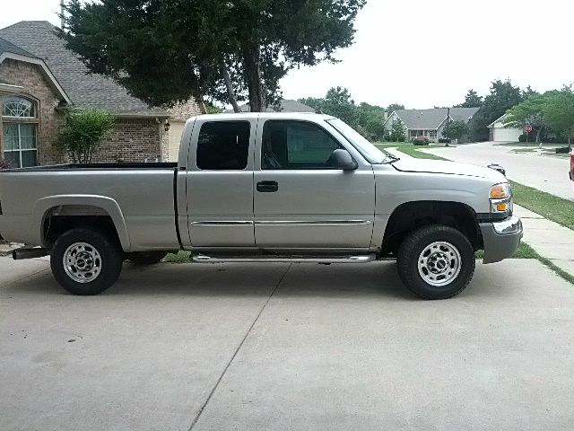 GMC Sierra 2500 2005 photo 2