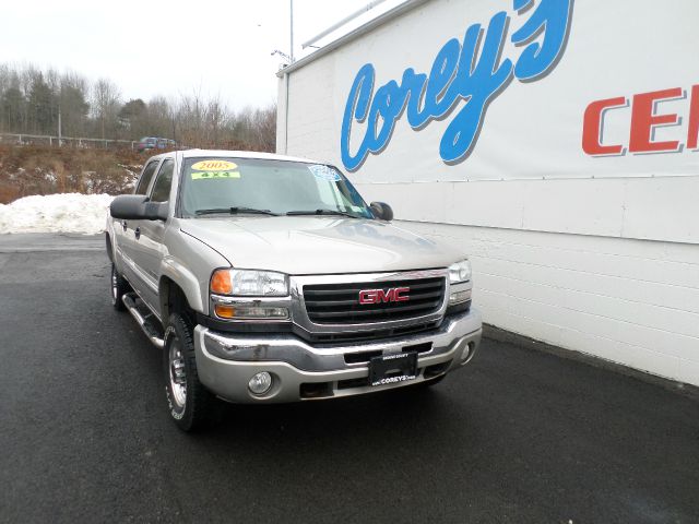 GMC Sierra 2500 2005 photo 2