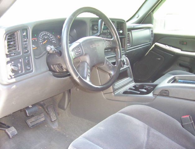 GMC Sierra 2500 2005 photo 7