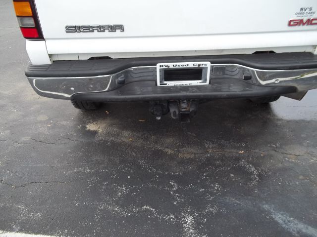 GMC Sierra 2500 2005 photo 2