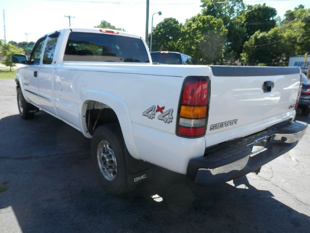 GMC Sierra 2500 2005 photo 7