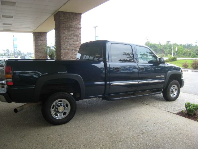 GMC Sierra 2500 2006 photo 16