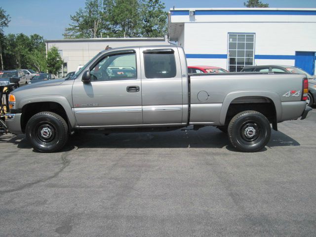 GMC Sierra 2500 2006 photo 1