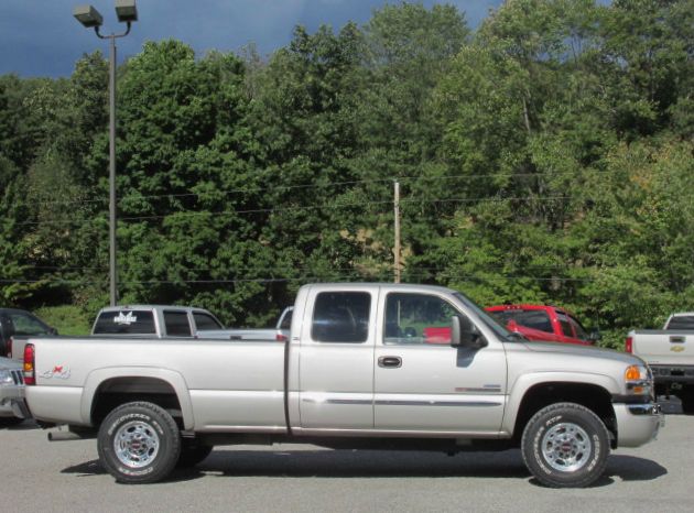 GMC Sierra 2500 2006 photo 3