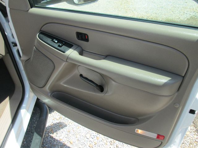 GMC Sierra 2500 2006 photo 16