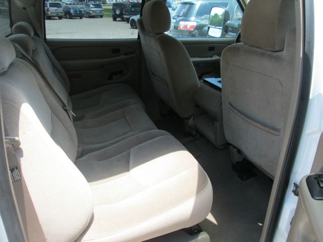 GMC Sierra 2500 2006 photo 17