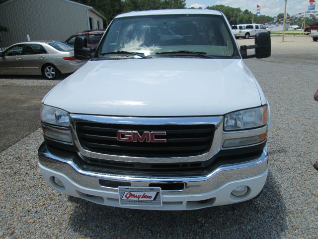 GMC Sierra 2500 2006 photo 27