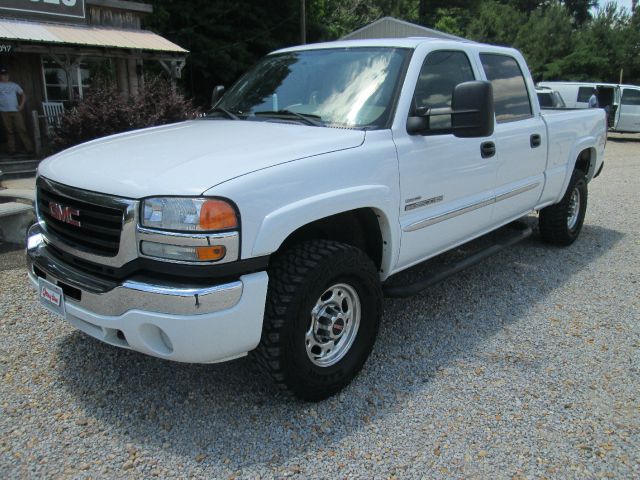 GMC Sierra 2500 2006 photo 3