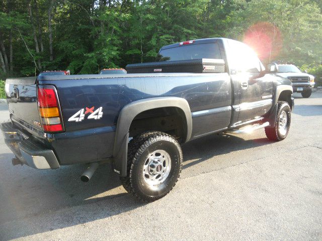 GMC Sierra 2500 2006 photo 1