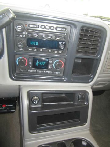 GMC Sierra 2500 2006 photo 1