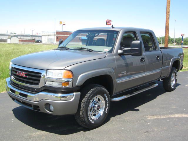 GMC Sierra 2500 2006 photo 23