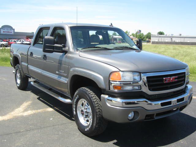 GMC Sierra 2500 2006 photo 9