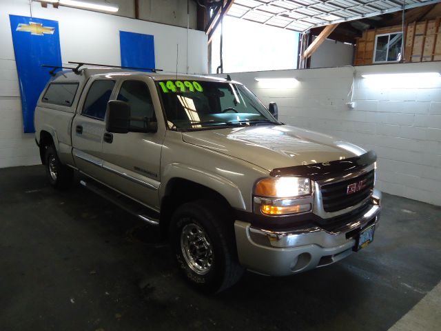 GMC Sierra 2500 2006 photo 3