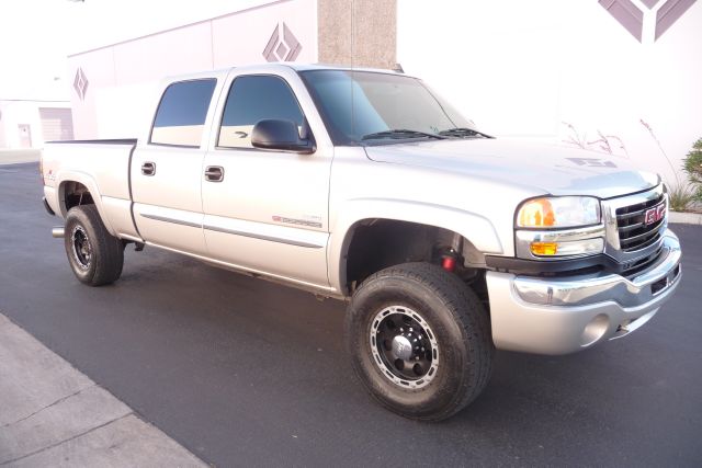 GMC Sierra 2500 2006 photo 24