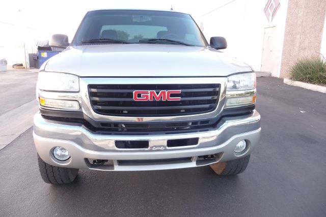 GMC Sierra 2500 2006 photo 6