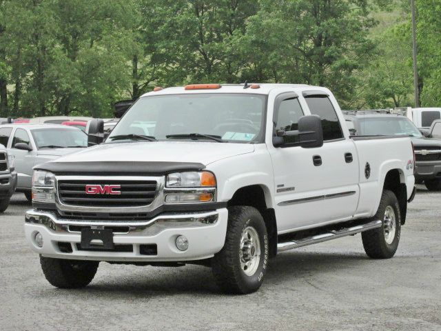 GMC Sierra 2500 1750b Crew Cab Pickup