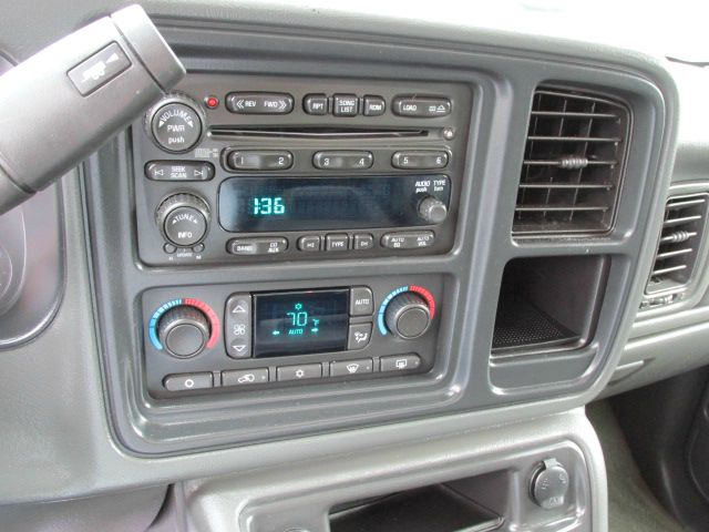 GMC Sierra 2500 2006 photo 10