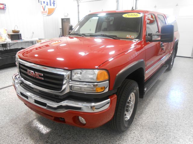 GMC Sierra 2500 2006 photo 13