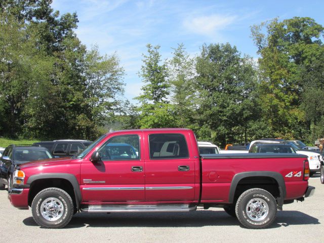 GMC Sierra 2500 2007 Ford STX Crew Cab Pickup