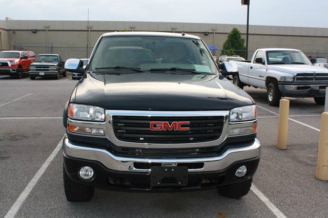 GMC Sierra 2500 2006 photo 20