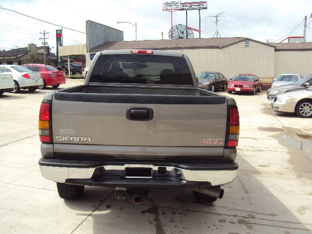 GMC Sierra 2500 2006 photo 1