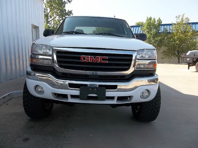 GMC Sierra 2500 2007 photo 2