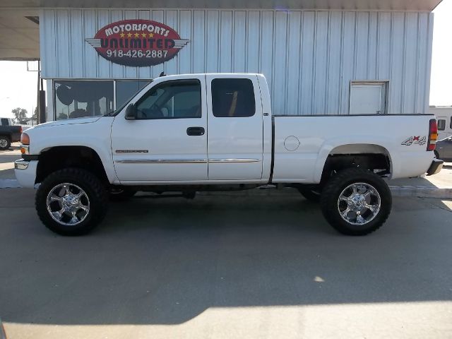 GMC Sierra 2500 2007 photo 3