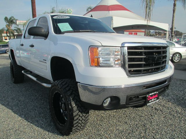 GMC Sierra 2500 4X4 Z-71 Pickup Truck