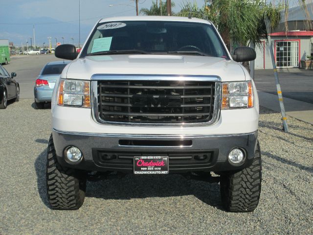 GMC Sierra 2500 2007 photo 3