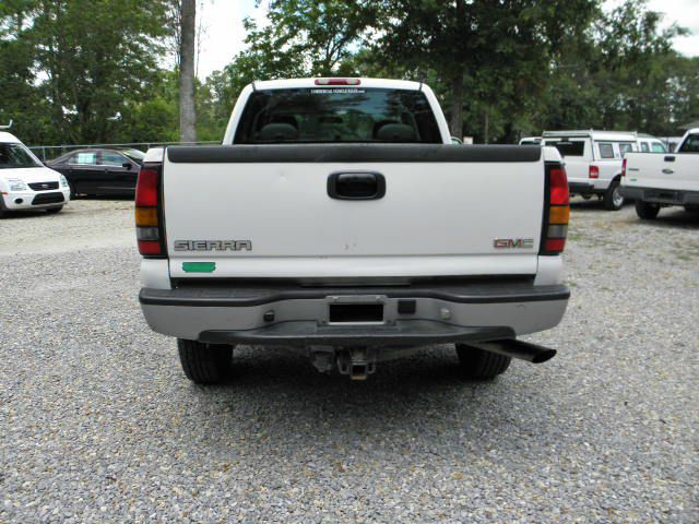 GMC Sierra 2500 2007 photo 2