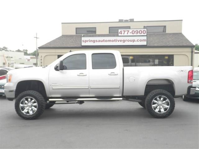 GMC Sierra 2500 2009 photo 2