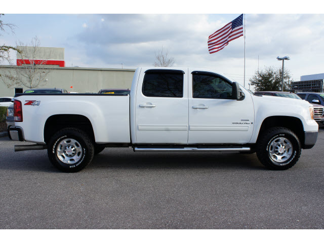 GMC Sierra 2500 2009 photo 1