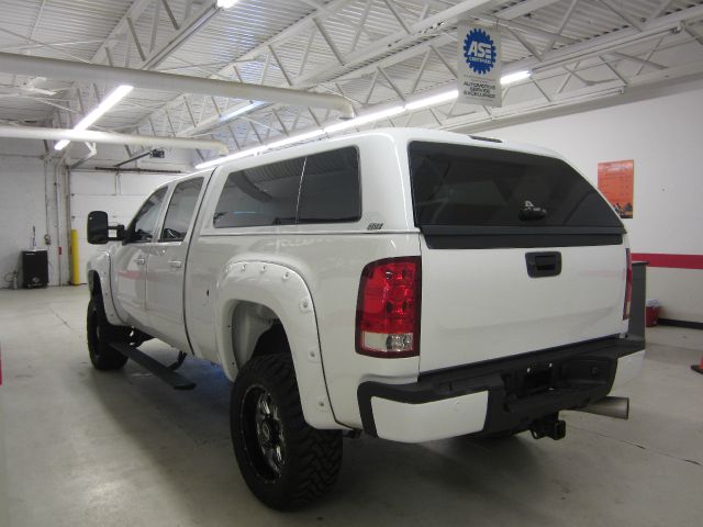 GMC Sierra 2500 2009 photo 10