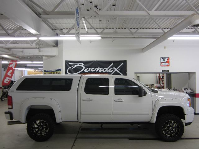 GMC Sierra 2500 2009 photo 18