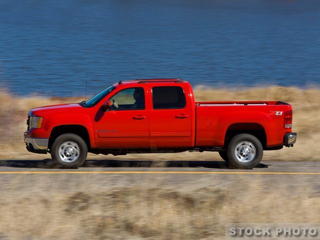 GMC Sierra 2500 2010 photo 3