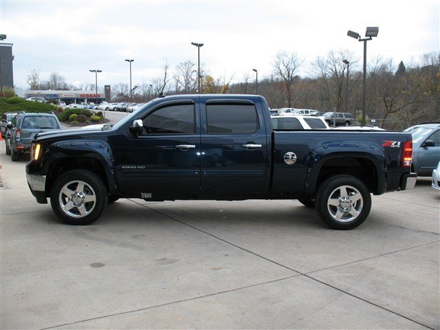 GMC Sierra 2500 2011 photo 3